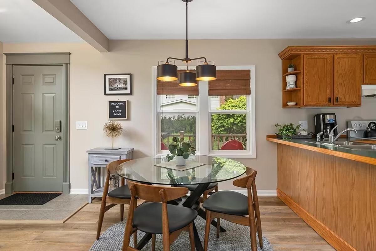2Min Walk Downtown-Pet Friendly-Offstreet Parking Villa Saugatuck Exterior photo