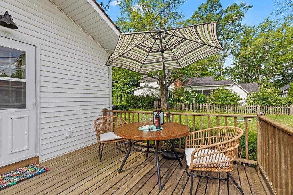 2Min Walk Downtown-Pet Friendly-Offstreet Parking Villa Saugatuck Exterior photo