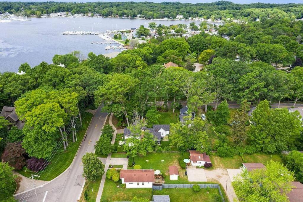 2Min Walk Downtown-Pet Friendly-Offstreet Parking Villa Saugatuck Exterior photo
